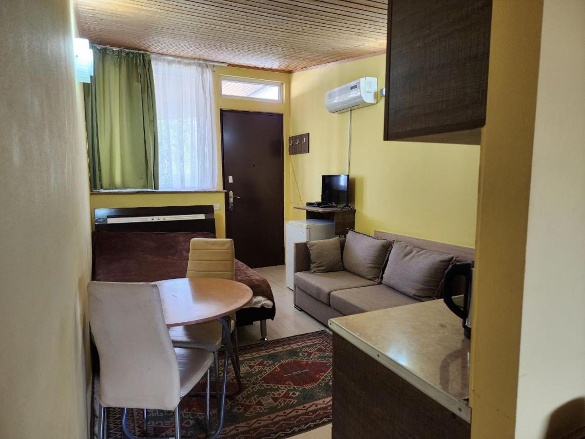 Apart-Hotel Gala In The Center Of Tbilisi Exterior foto